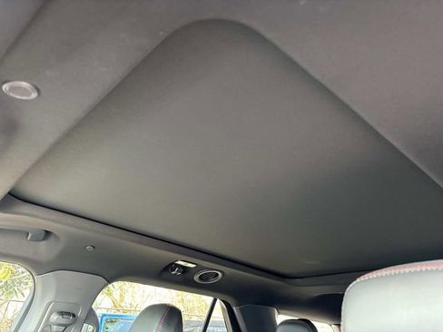 Certified 2025 Ford Explorer ST-Line w/ Premium Package AWD/4WD image 28