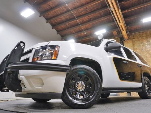 Used 2012 Chevrolet Tahoe 2WD image 3