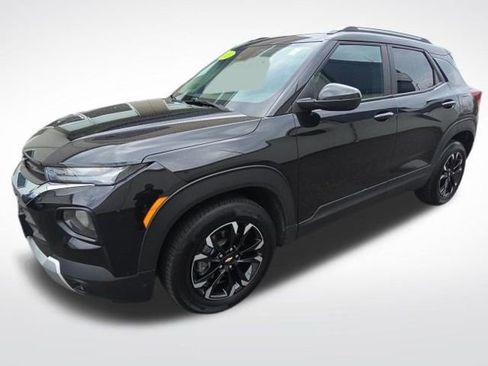 Used 2023 Chevrolet TrailBlazer LT image 3