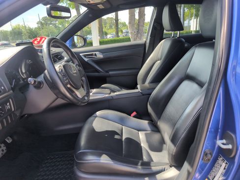 Used 2015 Lexus CT 200h w/ Navigation Package FWD image 16
