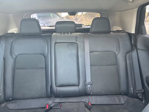 Used 2024 Nissan Ariya FWD image 13