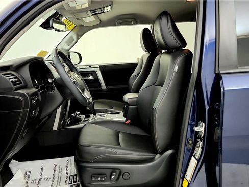 Certified 2022 Toyota 4Runner TRD Sport image 36