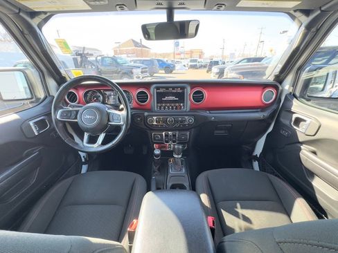 Used 2020 Jeep Gladiator Rubicon image 11