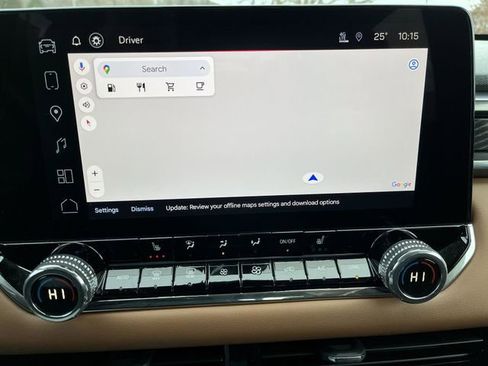 Used 2024 GMC Canyon AT4 image 21