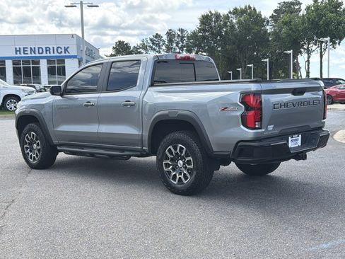 Used 2023 Chevrolet Colorado Z71 w/ Z71 Convenience Package 2 AWD/4WD image 19