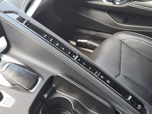 Used 2024 Chevrolet Corvette Stingray Convertible w/ Z51 Performance Package image 23