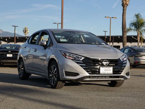 New 2025 Nissan Versa SV image 2