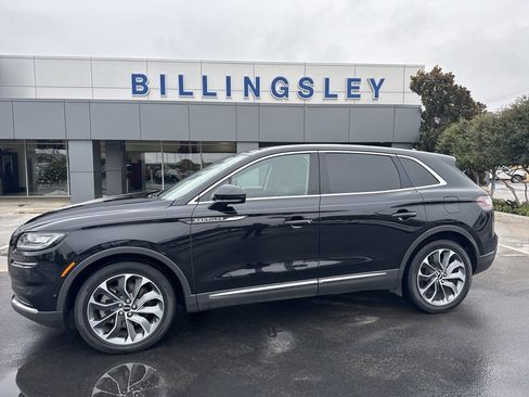 Used 2022 Lincoln Nautilus Reserve w/ Equipment Group 201A image 1