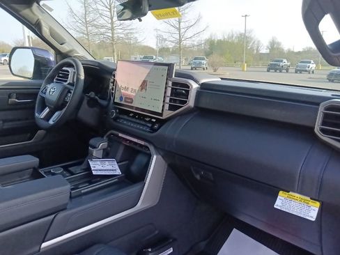 New 2026 Toyota Tundra Platinum AWD/4WD image 36