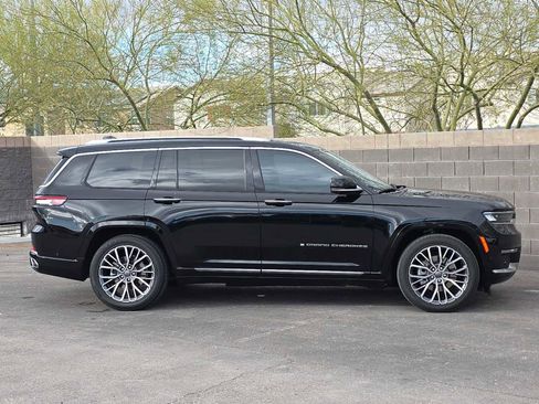 Certified 2021 Jeep Grand Cherokee L Summit image 10