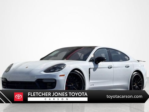 Used 2020 Porsche Panamera GTS image 1