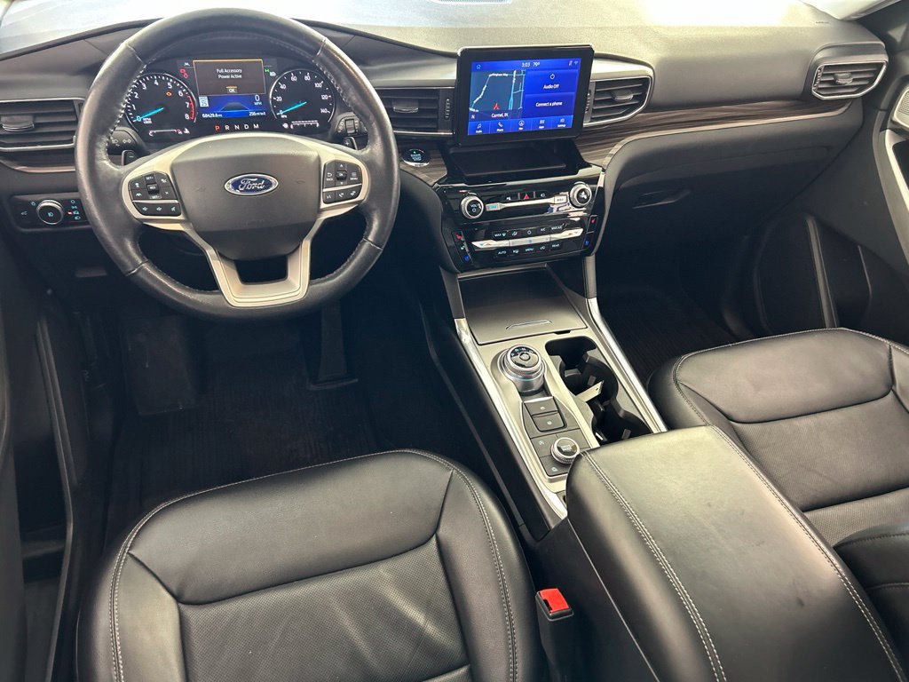 Used 2021 Ford Explorer Limited w/ Equipment Group 301A AWD/4WD image 10