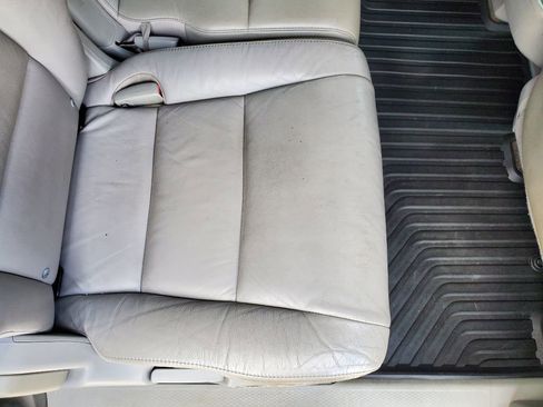 Used 2012 Honda Odyssey Touring Elite image 36