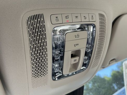 New 2026 Mercedes-Benz GLS 450 4MATIC image 35
