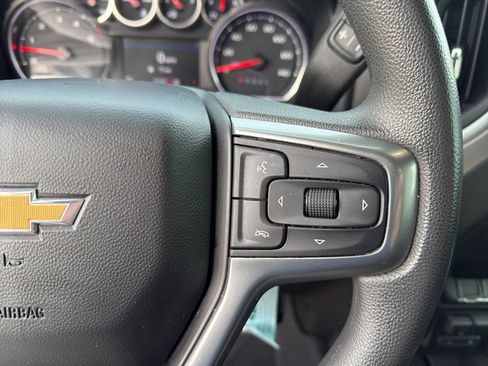 Used 2022 Chevrolet Silverado 2500 Custom w/ Custom Value Package image 22