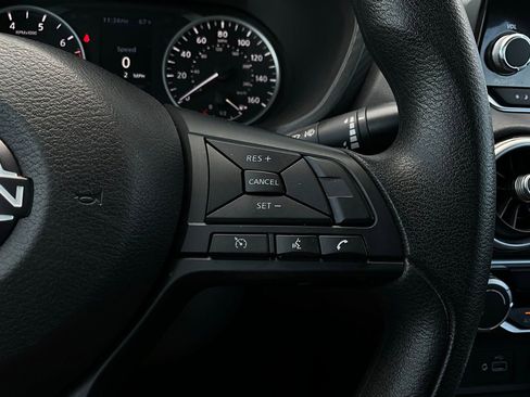 Used 2025 Nissan Sentra S image 29