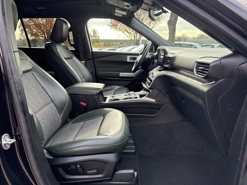 Used 2022 Ford Explorer Timberline w/ Timberline Technology Package image 32