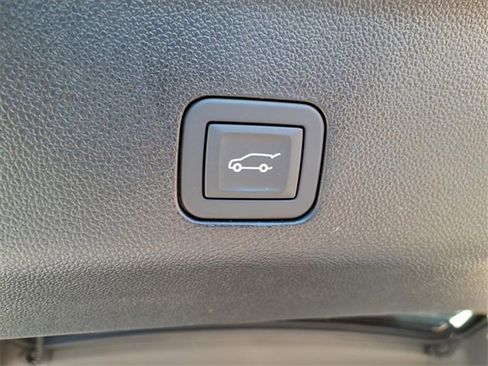 New 2026 Chevrolet Suburban LT w/ Comfort Package image 13