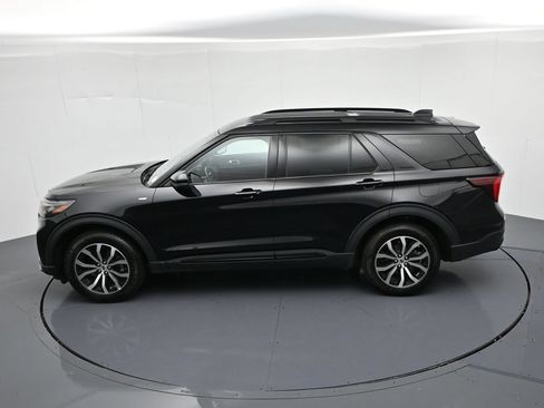 Used 2025 Ford Explorer ST-Line AWD/4WD image 20