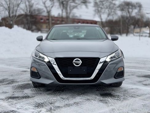 Used 2022 Nissan Altima 2.5 SV w/ SV Premium Package image 10