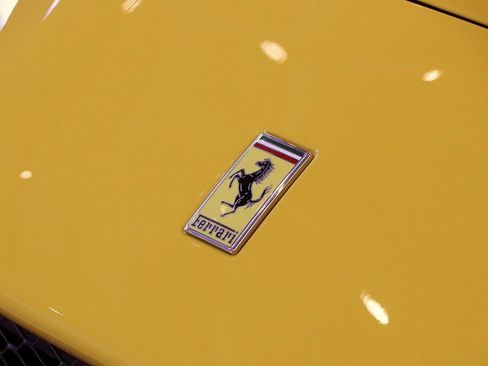 Certified 2021 Ferrari 812 GTS image 22