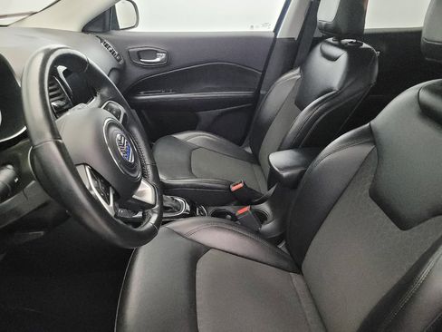 Used 2019 Jeep Compass Altitude image 17