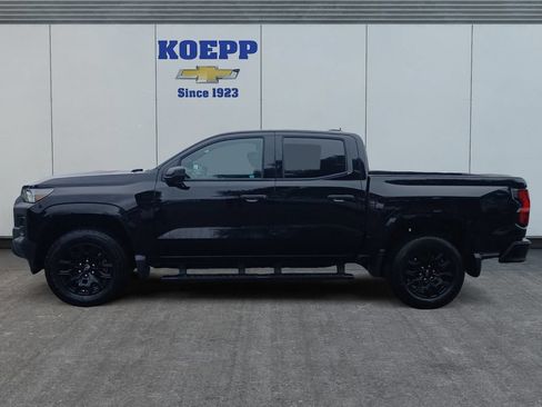 Used 2026 Chevrolet Colorado W/T w/ WT Custom Package RWD image 2