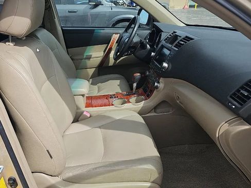 Used 2008 Toyota Highlander Limited AWD/4WD image 10