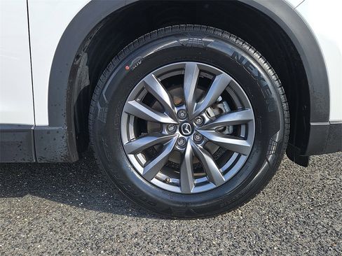 Used 2022 MAZDA CX-9 Touring image 9