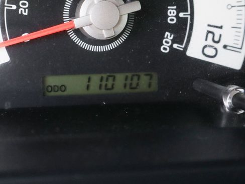 Used 2014 Toyota FJ Cruiser 4WD image 28