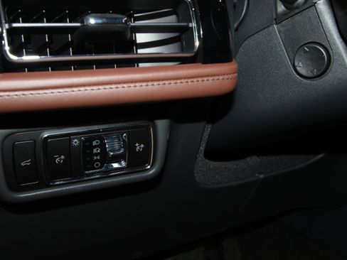 New 2026 Lincoln Aviator Reserve image 8