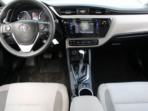 Used 2017 Toyota Corolla LE w/ Carpet Mat Package (TMS) image 18