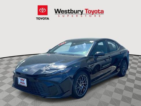 Certified 2025 Toyota Camry SE w/ Convenience Package AWD/4WD image 5