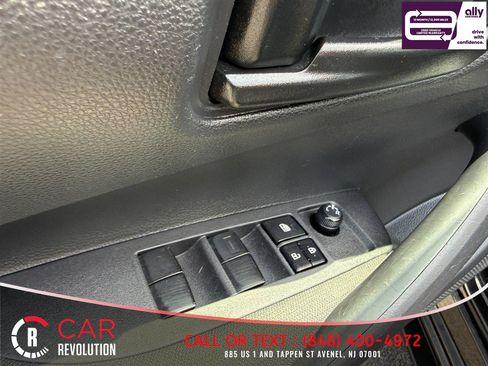 Used 2024 Toyota Corolla LE FWD image 23