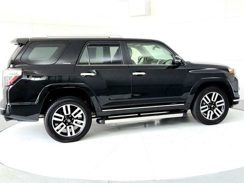 Used 2024 Toyota 4Runner Limited AWD/4WD image 6