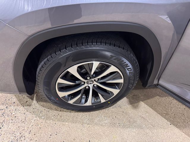 Used 2021 Lexus RX 350L Premium w/ Premium Package AWD/4WD image 33