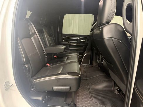 Used 2019 RAM 2500 Laramie AWD/4WD image 38