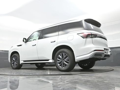 Used 2026 INFINITI QX80 Pure w/ Cargo Package AWD/4WD image 30