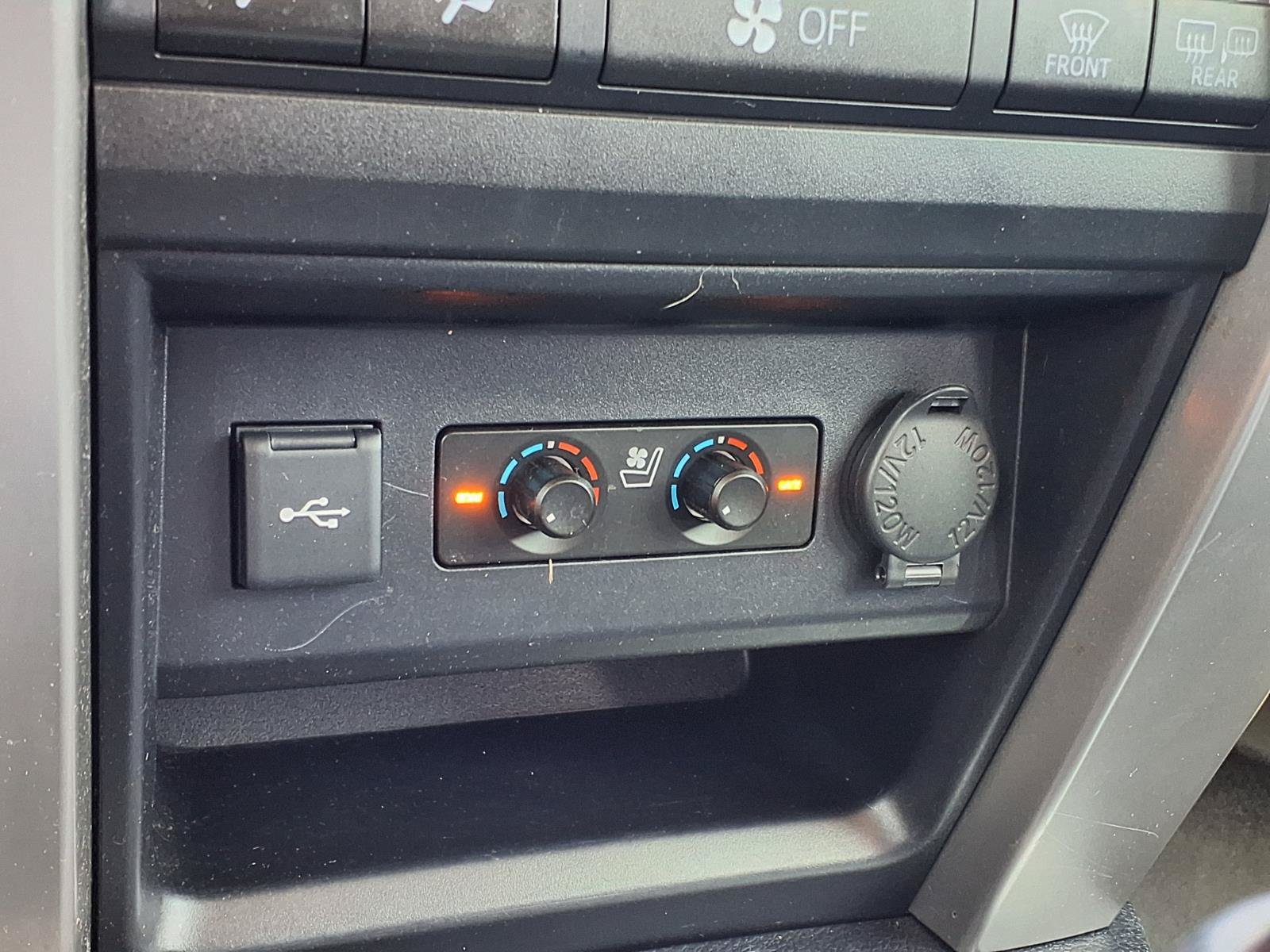 Used 2022 Toyota 4Runner Limited RWD image 19
