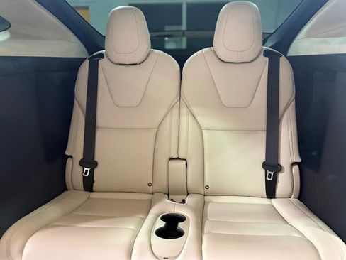 Used 2018 Tesla Model X 75D image 26