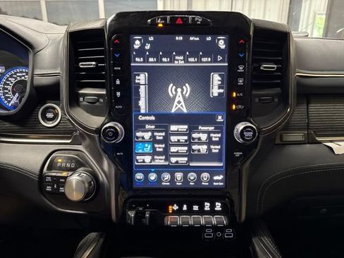 Used 2021 RAM 1500 Limited AWD/4WD image 9