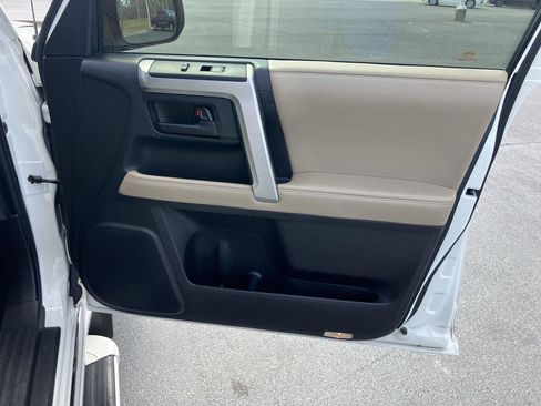 Used 2013 Toyota 4Runner Limited image 36