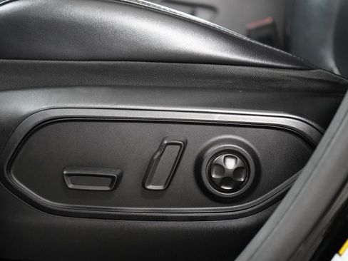 Used 2021 Jeep Grand Cherokee L Limited AWD/4WD image 12
