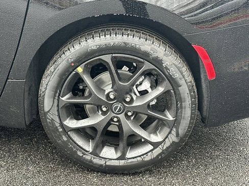 New 2026 Chrysler Pacifica Limited image 21