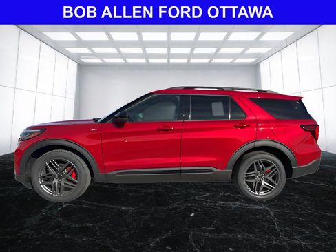 New 2026 Ford Explorer ST-Line w/ ST-Line Street Pack AWD/4WD image 2