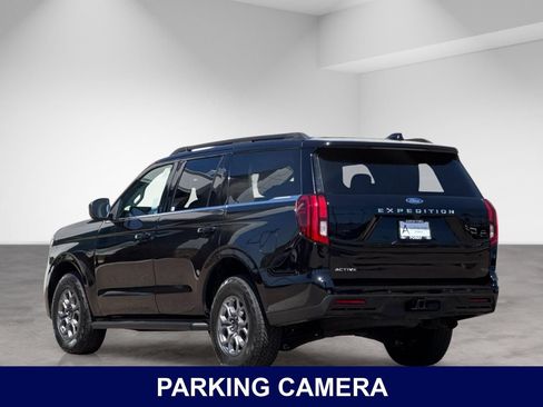 Used 2025 Ford Expedition Active RWD image 4