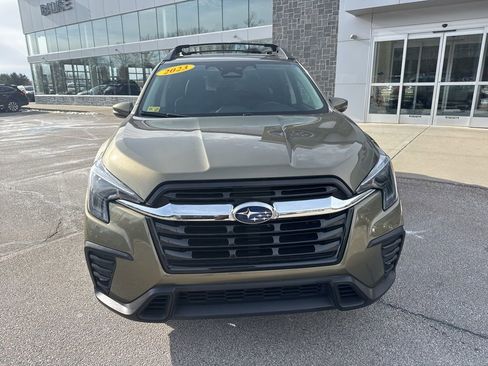 Used 2023 Subaru Ascent Limited image 6
