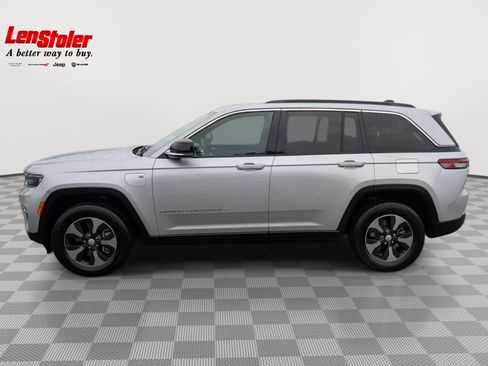 Used 2024 Jeep Grand Cherokee Limited 4xe AWD/4WD image 2