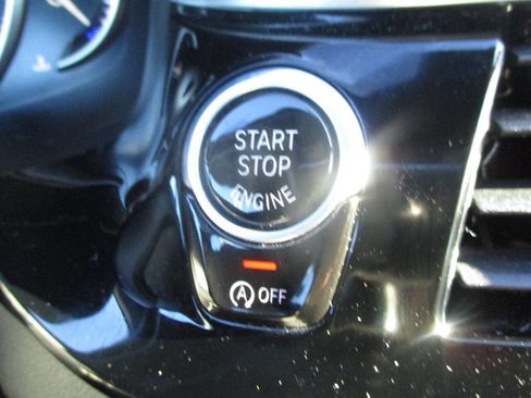 Used 2017 BMW 530i xDrive image 22