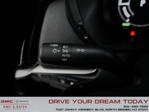 Used 2024 MAZDA CX-90 Plug-In Hybrid w/ Preferred image 22